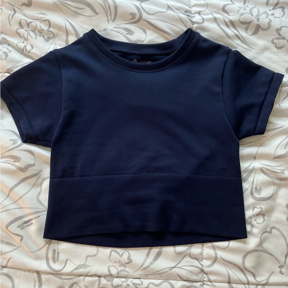 Navy blue crop top offline